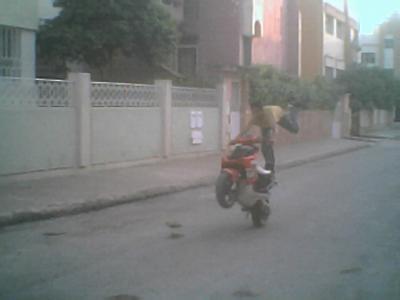 farou9   un  ami  tré   cool
