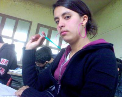 c'est  rania  9ratt  m3aya  fa  3 éme   gentill walahe