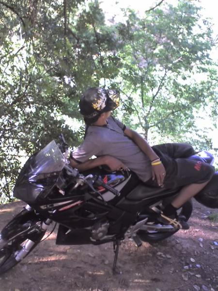 encore moi  f ifrane avec ma moto  vraiment supér  wa333333333333???