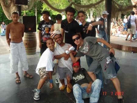 tout le monde lol
