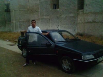 youssen 3chiri  avec  ça voiture 405   po mal  nsp