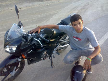 je te kiff  ahbiba nta3i t tous pour moi wa lol hhhhhhhhhh mon honda hiya ma vie je lol
