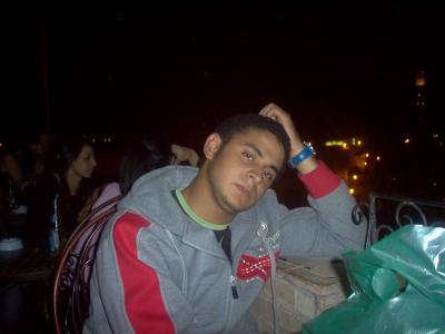 olalala   c'est  saad  un  ami drafat 9rite anawiyah f 4éme adyallé  peace ??