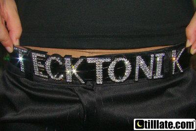                                      . /*** tecktonik***/.
